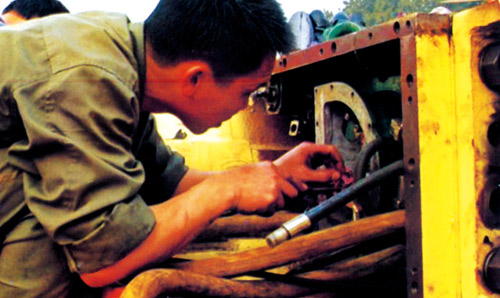 采掘设备零部件加工